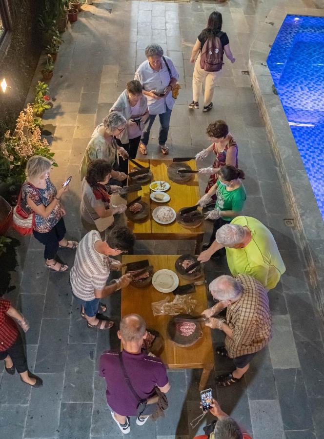 Camellia Eco Home &Tra My Restaurant Ninh Binh Buitenkant foto